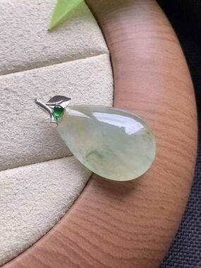 18k Gold Bail, Untreated Teardrop Yellow Jade Small Pendant Cerified Type A
